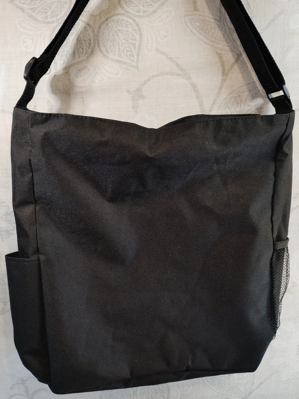 Leeds Black & Grey Messenger/ Crossbody Bag w/ CUNA Branded &Front Pocket